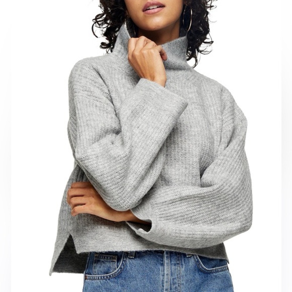 Topshop Crop Funnel Neck Knit Gray Sweater Size Medium NWT